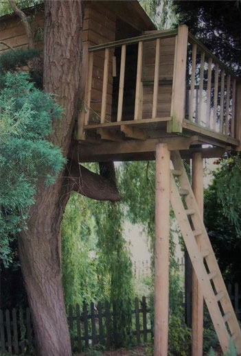 Tree House built by D H Landscaping